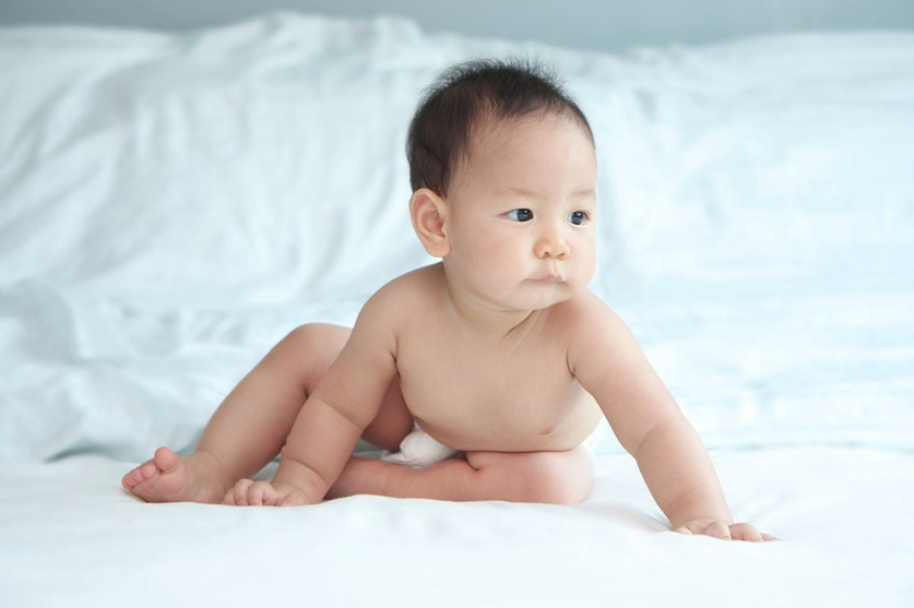 “Con ngứa là mẹ ngứa tim” – Tâm sự mùa hè về chuyện bé bị chàm sữa